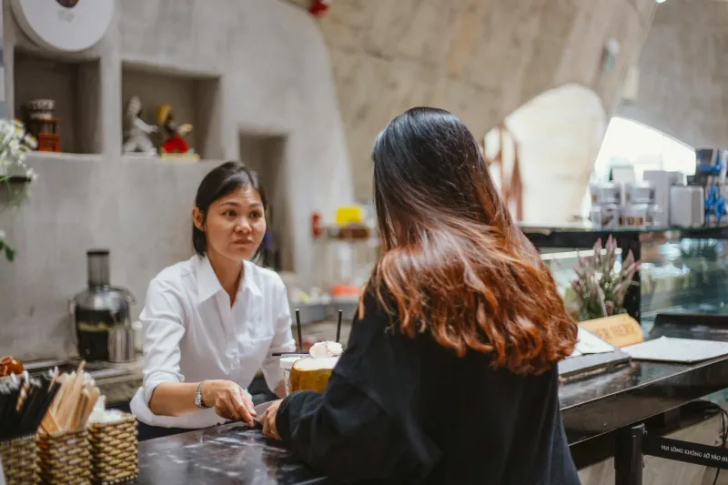 Where America Used to Eat Together and Everyone Knew the Waitress by Name