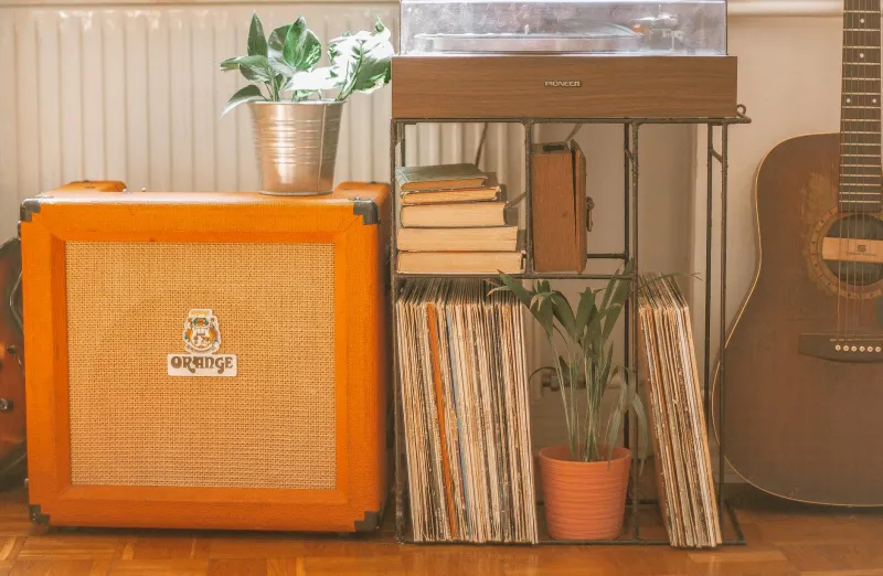 Your Parents Bought Knowledge by the Pound. You Get It for Free and Somehow Know Less.